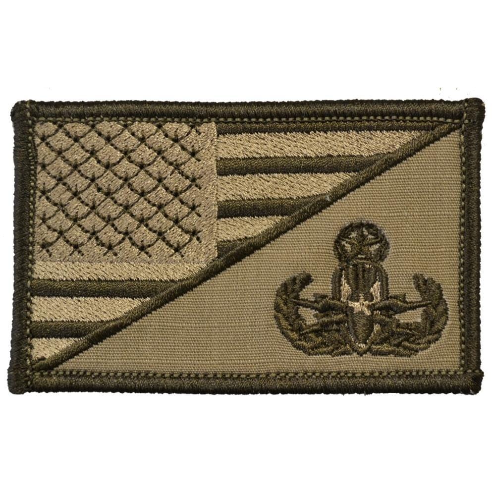 Explosive Ordnance Disposal MASTER EOD USA Flag 2.25 x 3.5 inch Patch